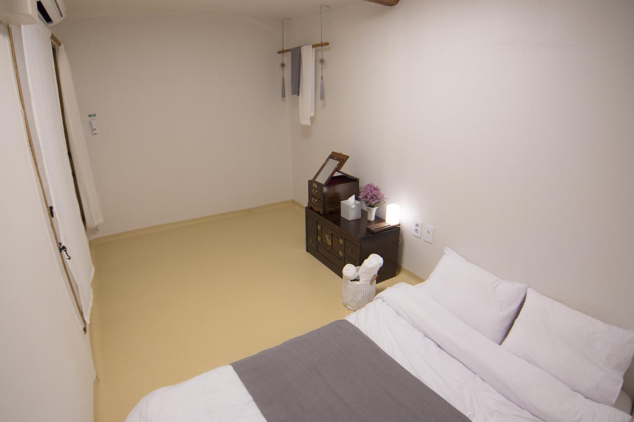 Stay 256 Hanok Guest House Seoul Bagian luar foto