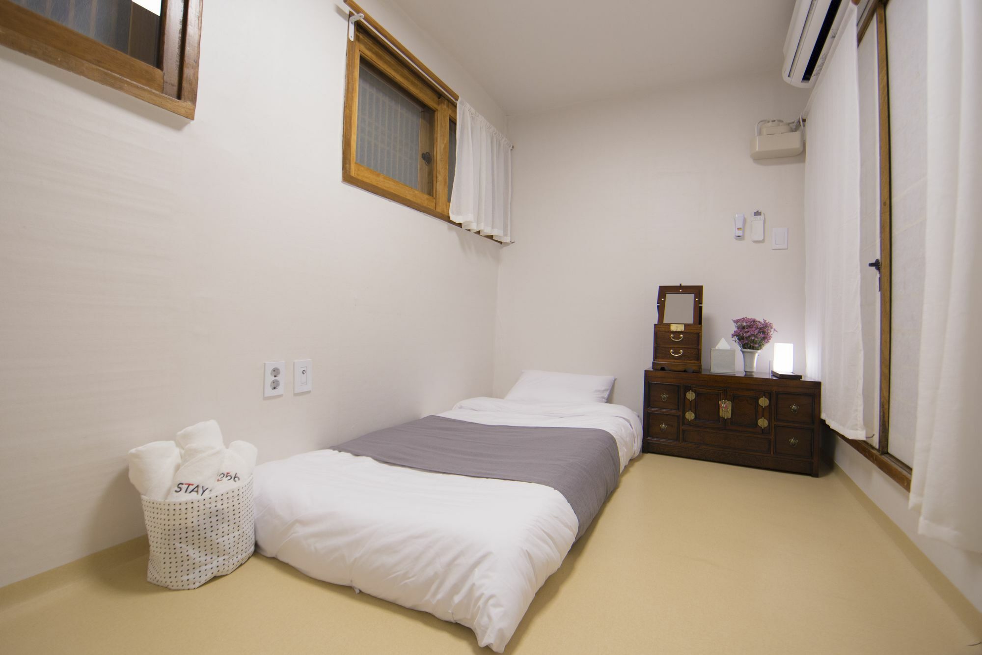 Stay 256 Hanok Guest House Seoul Bagian luar foto
