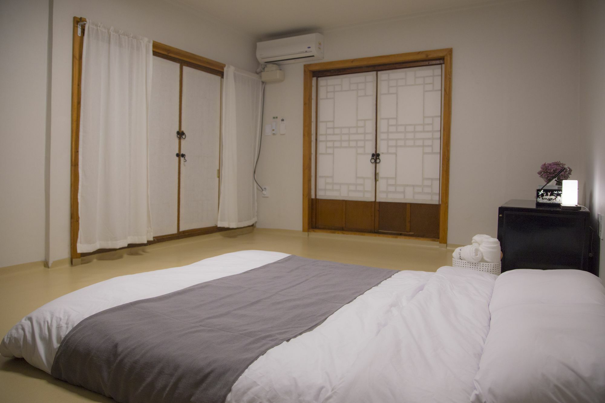 Stay 256 Hanok Guest House Seoul Bagian luar foto